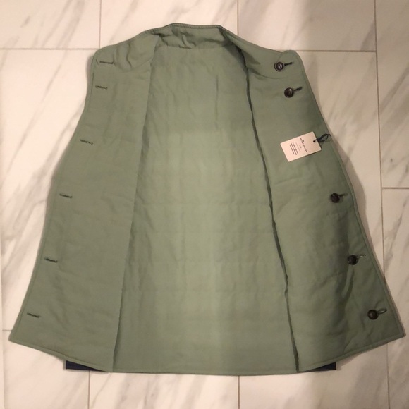 Men’s Peter Millar Reversible Vest - Picture 4 of 12